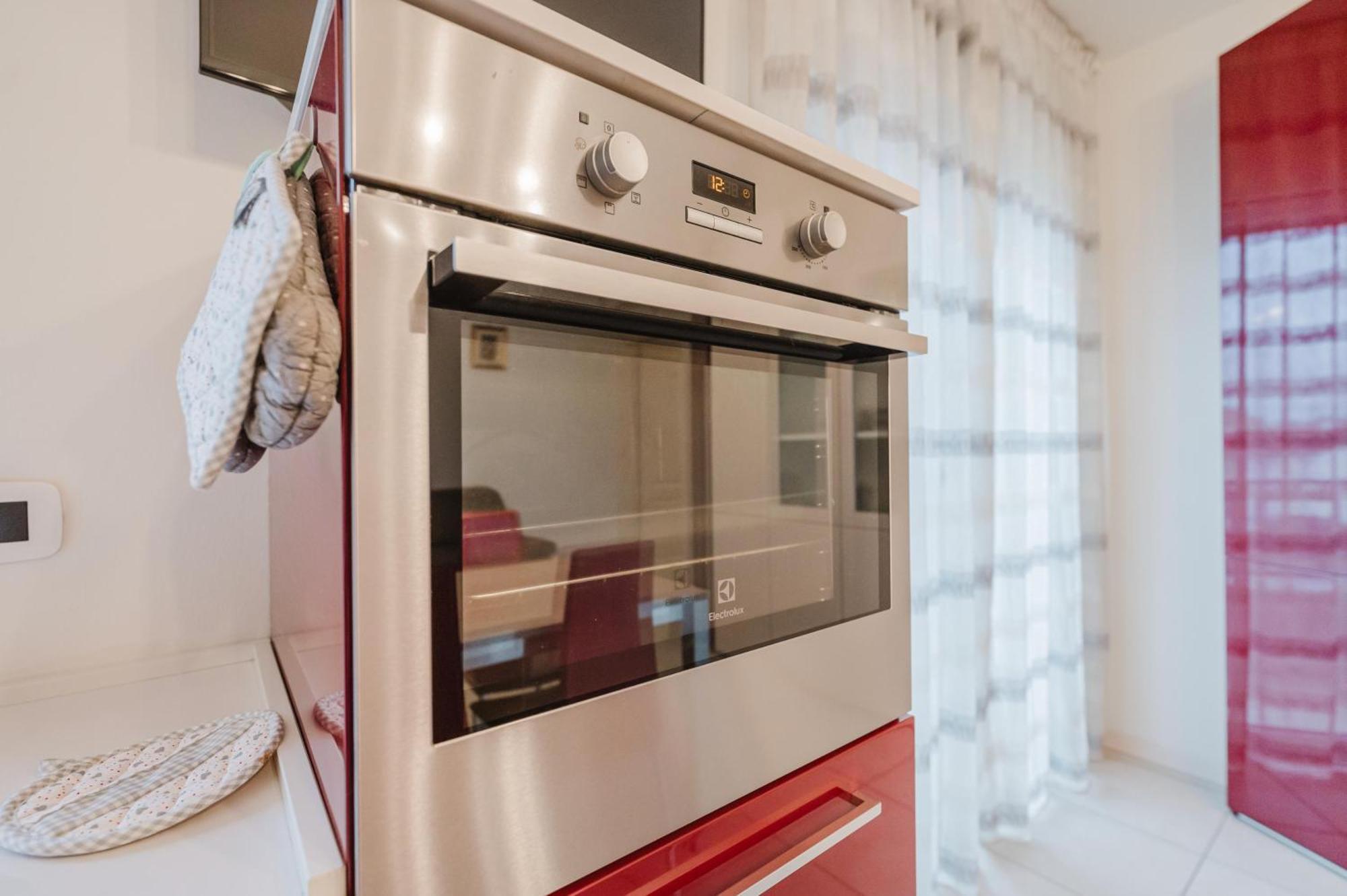 Lucrezia - 10 Min From & Free Parking Appartement *
