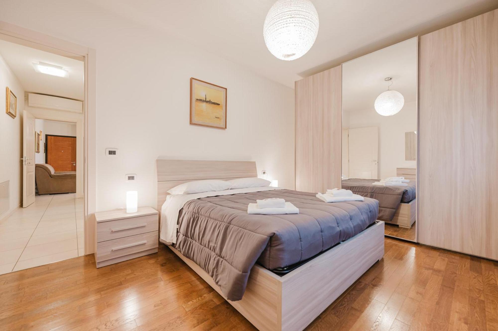 Lucrezia - 10 Min From & Free Parking * Venise